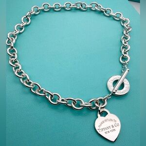 Tiffany & Co. approximately 16.5” med heart rtt toggle choker sterling silver